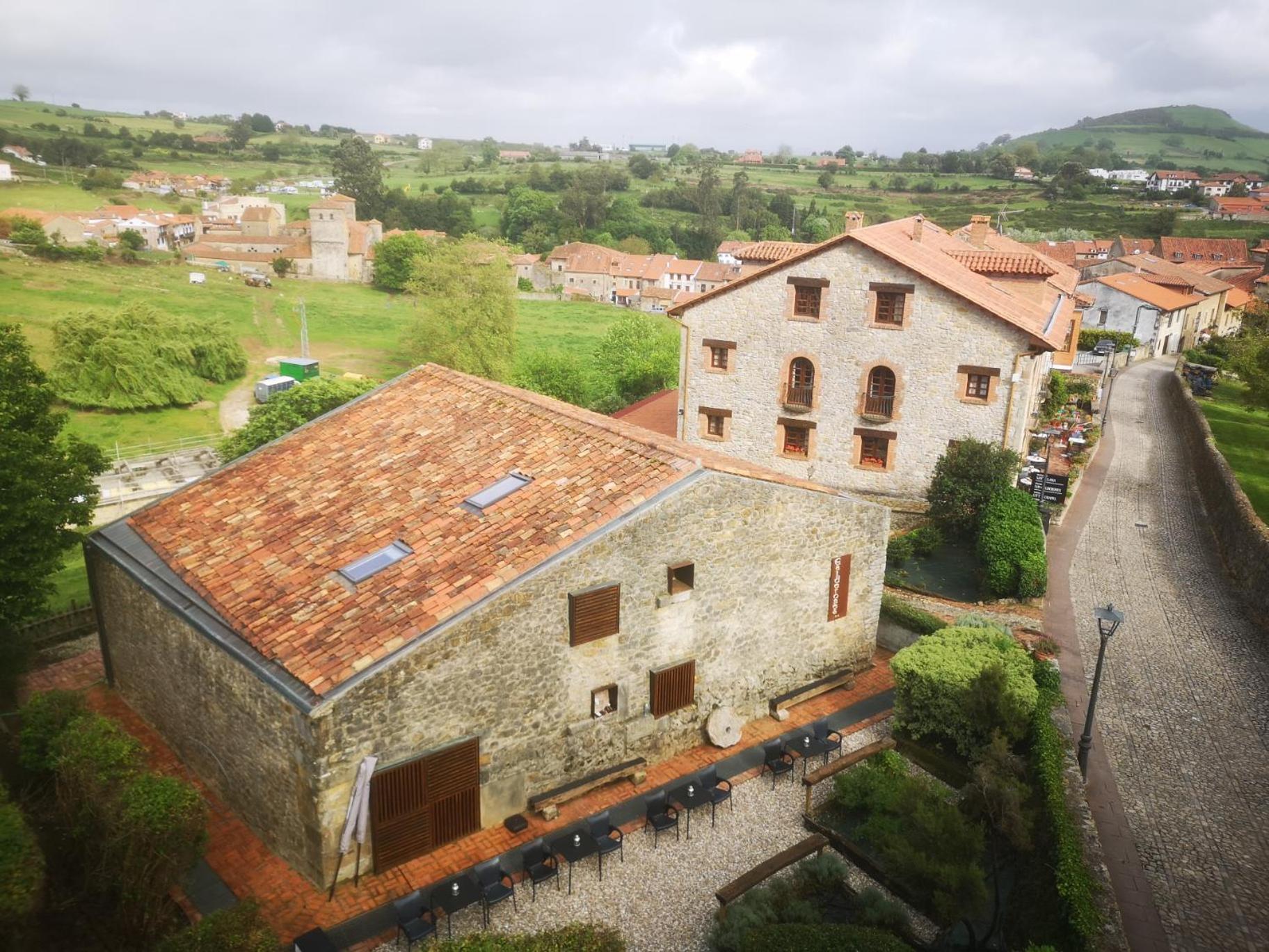 Hospederia Santillana Santillana del Mar Exterior foto